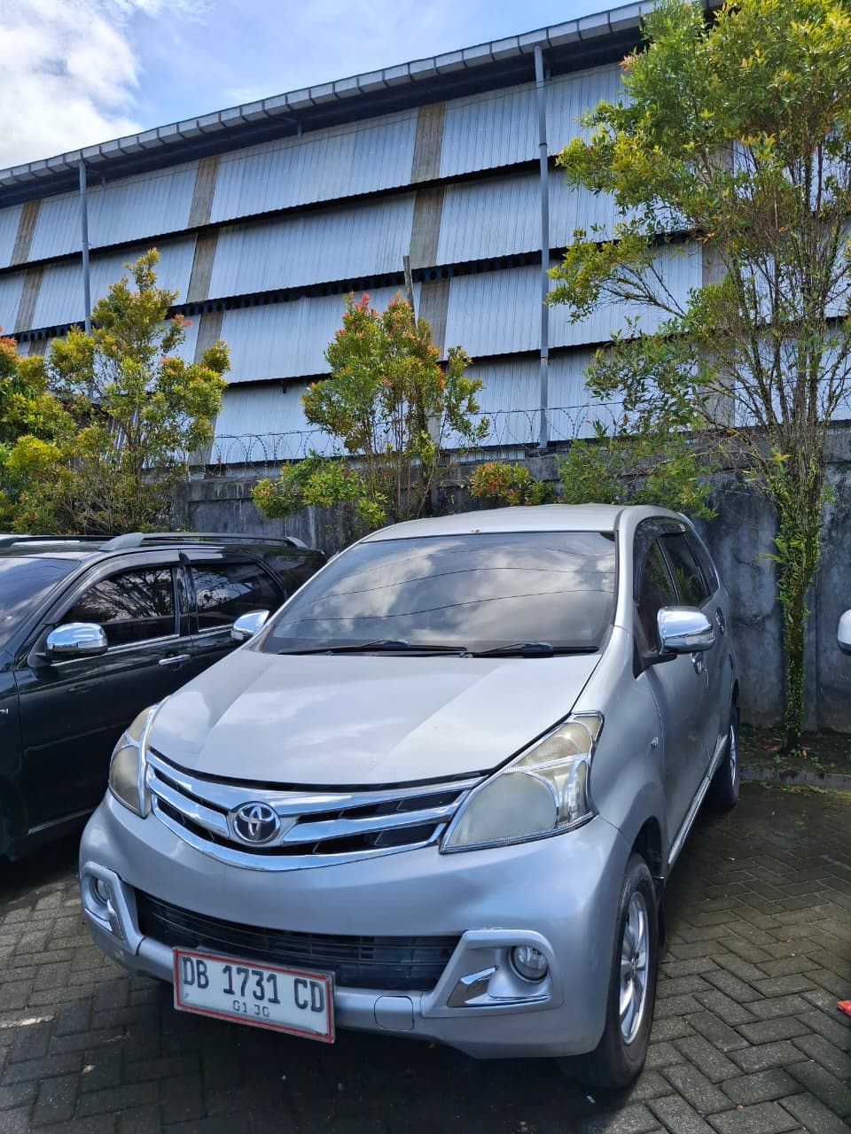 gambar besar 2